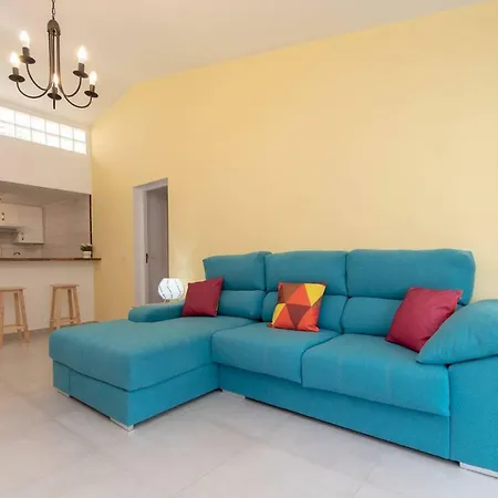Central Apartment Chayofa